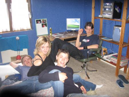 UN p'tit bout d'la tribu^^